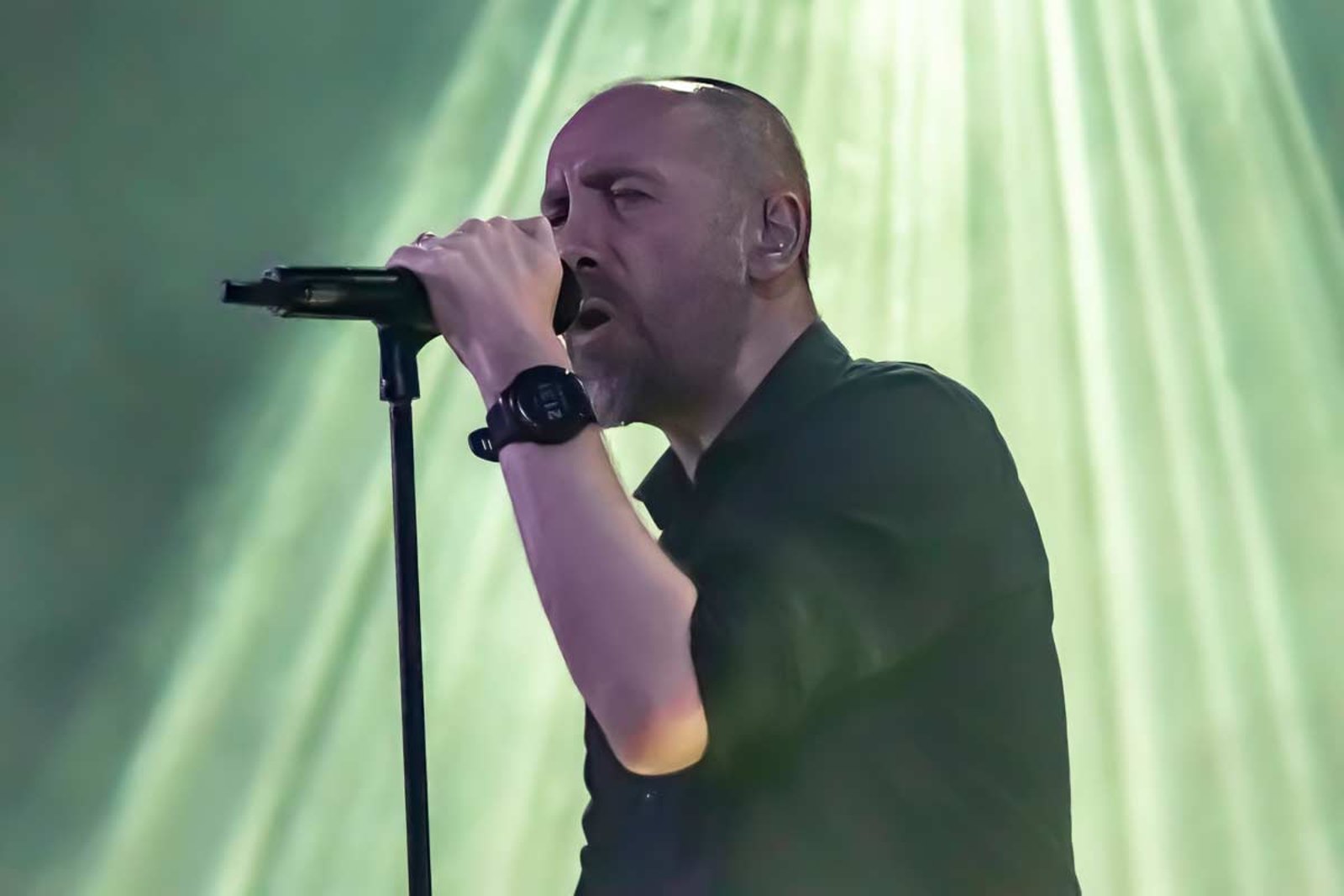 Nick Holmes of Paradise Lost at Islington Assembly Hall, London, 17 October 2025. Photo: Robert Sutton