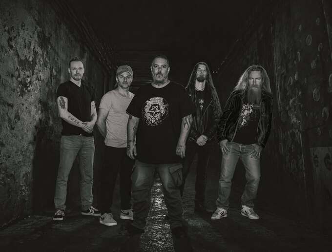 Combat Records Comes Back, and the First Thing It Puts Out Is a Cologne Band's Single
